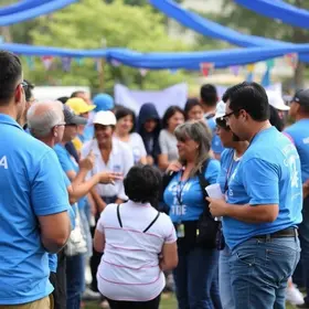 Celebração do Abril Azul em Hortolândia